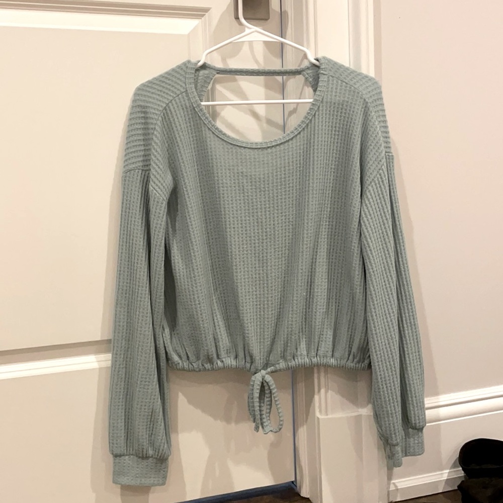 Teal long sleeve Hollister top with open back